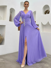 A Line/Princess Long Sleeve Pleated Floor-Length Prom Dresses with Appliques