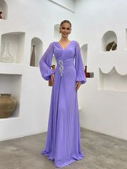 A Line/Princess Long Sleeve Pleated Floor-Length Prom Dresses with Appliques