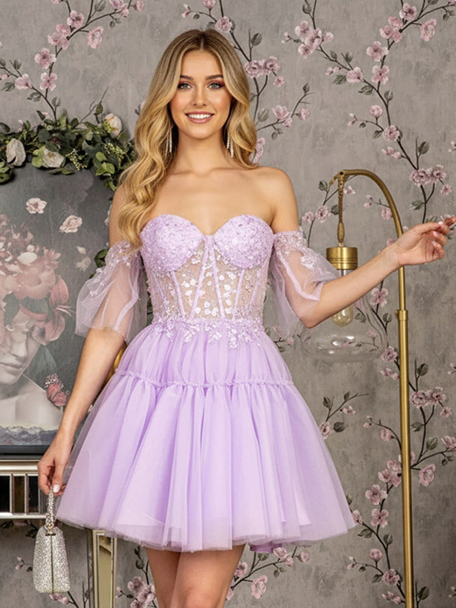 A-Line/Princess Lace Appliques Short Fancy Homecoming Dresses with Short Sleeve