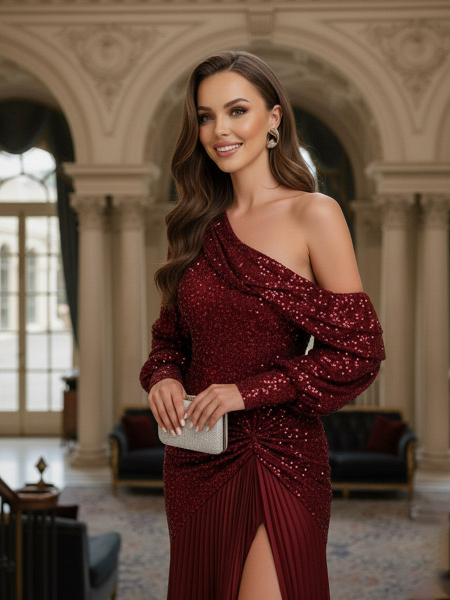 A Line/Princess Long Sleeve Pleated Floor-Length Prom Dresses with Sequin