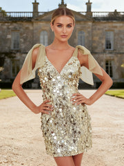 A Line/Princess Sleeveless Sequin Short-Length Homecoming Dresses with Bow