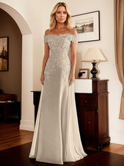 A-Line/Princess Off Shoulder Floor-Length Mother of the Bride Dresses with Lace Appliques