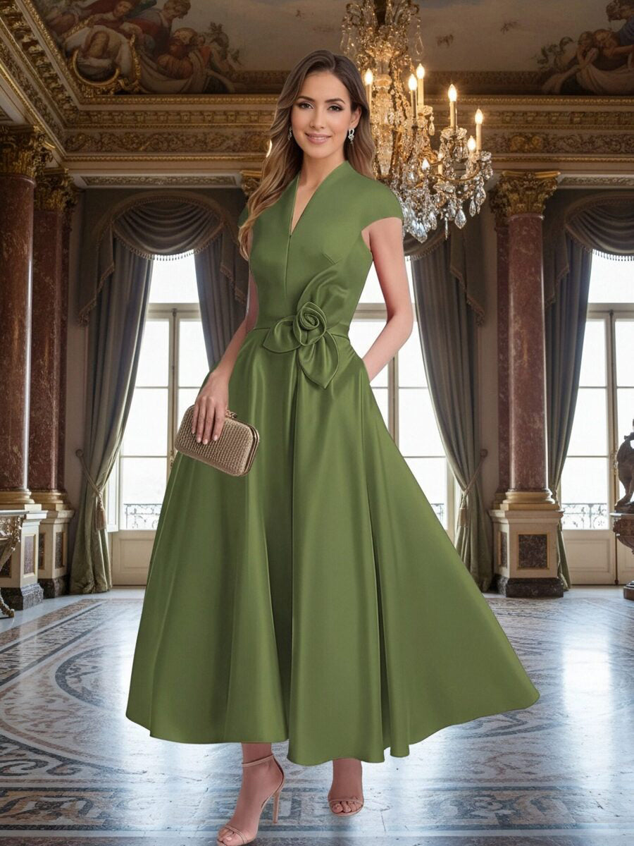 A-Line/Princess Ankle-Length Sleeveless Mother of the Bride Dresses with Flower