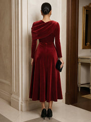A-Line/Princess Asymmetric Neck Velvet Tea-Length Cocktail Dresses with Pleats