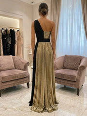 A-Line Metallic Pleated One Shoulder Evening Dresses Floor-Length Formal Gowns with Sweep Train