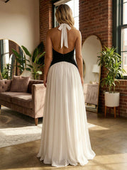 A-Line Pleated Chiffon Halter Deep V-Neck Mixed Color Evening Dresses